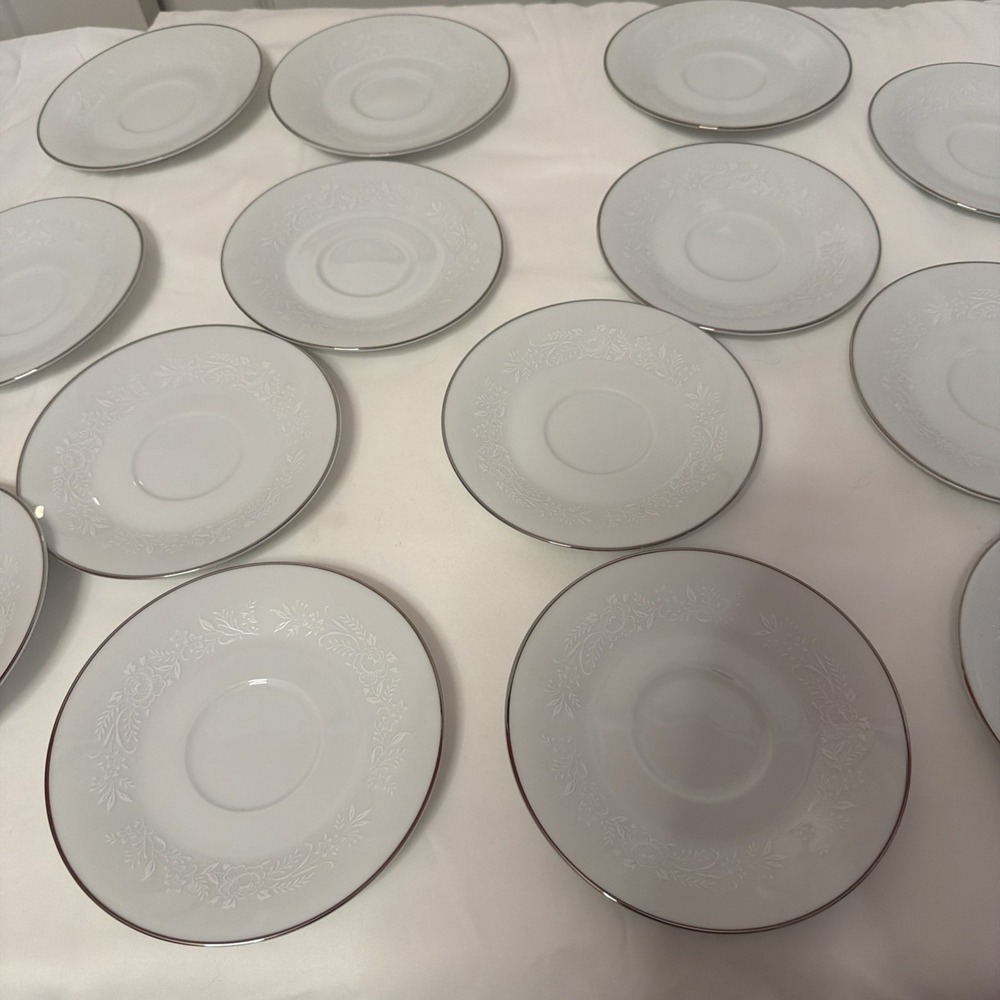 Noritake Reina 6450Q Tea cup saucer set of 14, Vintage Japan Collection - Picture 4 of 10
